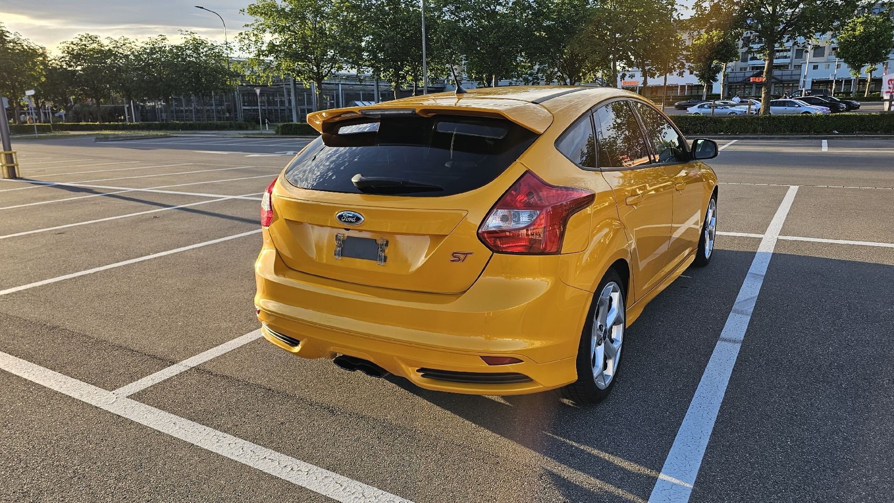 Ford Autos: Ford Focus ST Mk3 – D'occasion à Zürich par francosch9 3