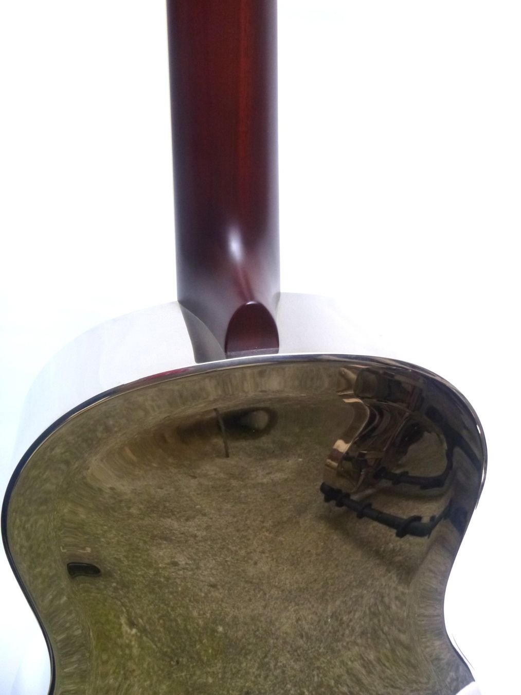 National Reso-Phonic Guitars Strumenti musicali: NATIONAL Tricone – Nuovo e nell'imballaggio originale da Schaffhausen venduto da Saitensprung_SH 4