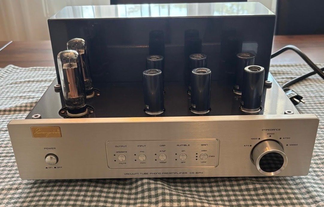 Cayin Amplificatori: Cayin CS-6PH Röhren-Phonovorstufe. – Usato da Zürich venduto da tinde