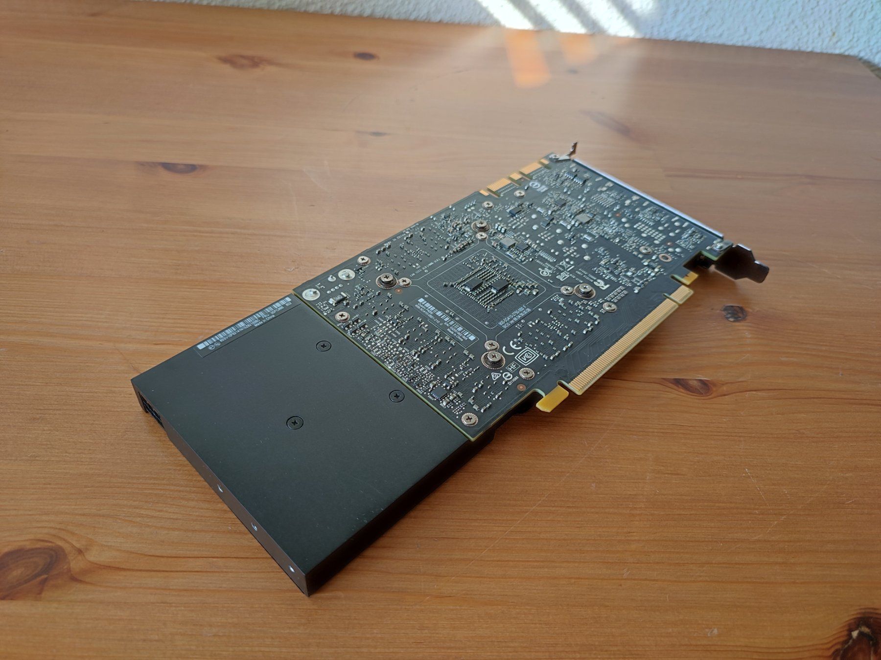 Nvidia Schede grafiche: Nvidia Quadro P4000 8G – Usato da Zürich venduto da suitedconnector 3