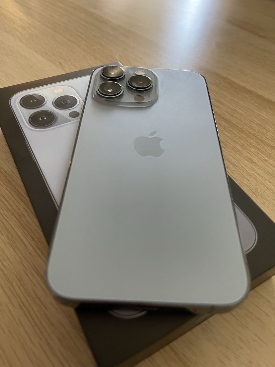 Apple Telefoni cellulari / Smartphones: iPhone 13 Pro 256gb  Akku 91 – Usato da Biel/Bienne venduto da ML31 2
