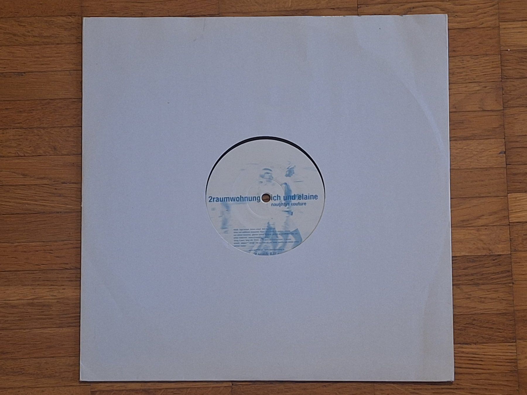 Schallplatten: 2raumwohnung, Ich Und Elaine - 12" Maxi DE 2002 – Neu (gemäss Beschreibung) aus Oberentfelden von Musicud