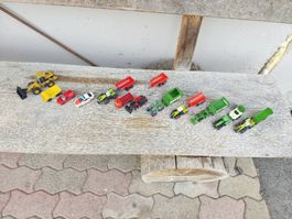 Modellautos und Traktoren Baustellenfahrzeuge
