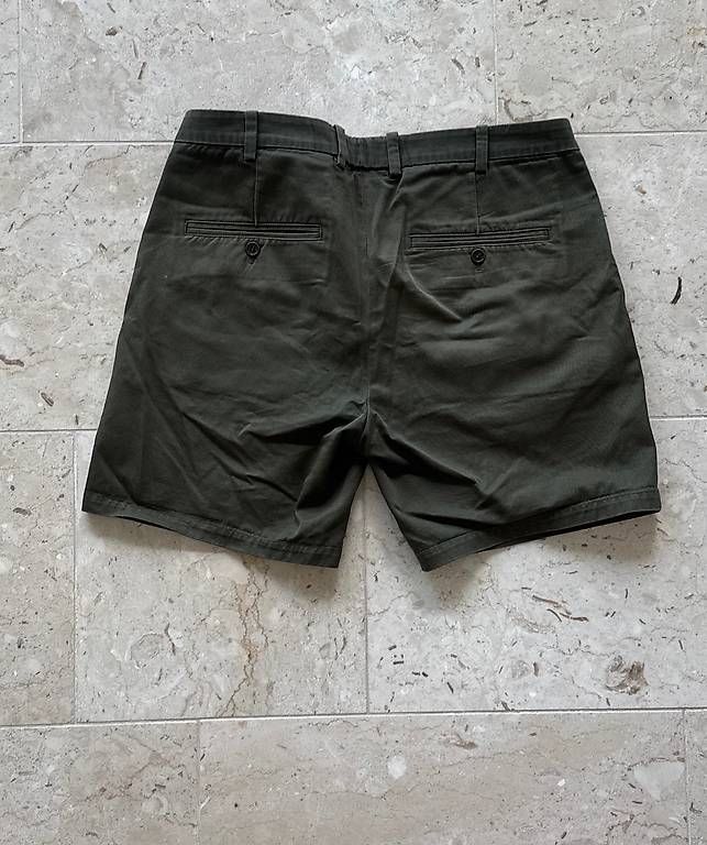 Arket Pantaloni: Kurze Hose Arket – Usato da Kilchberg ZH venduto da eti_m9g8 1