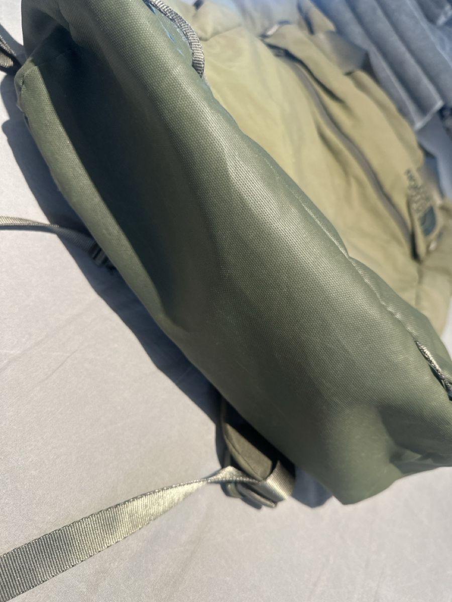 North Face Zaini: The North Face Face Never Stop Rucksack 26L – Usato da Bassersdorf venduto da Ayumiyamaguchi 3
