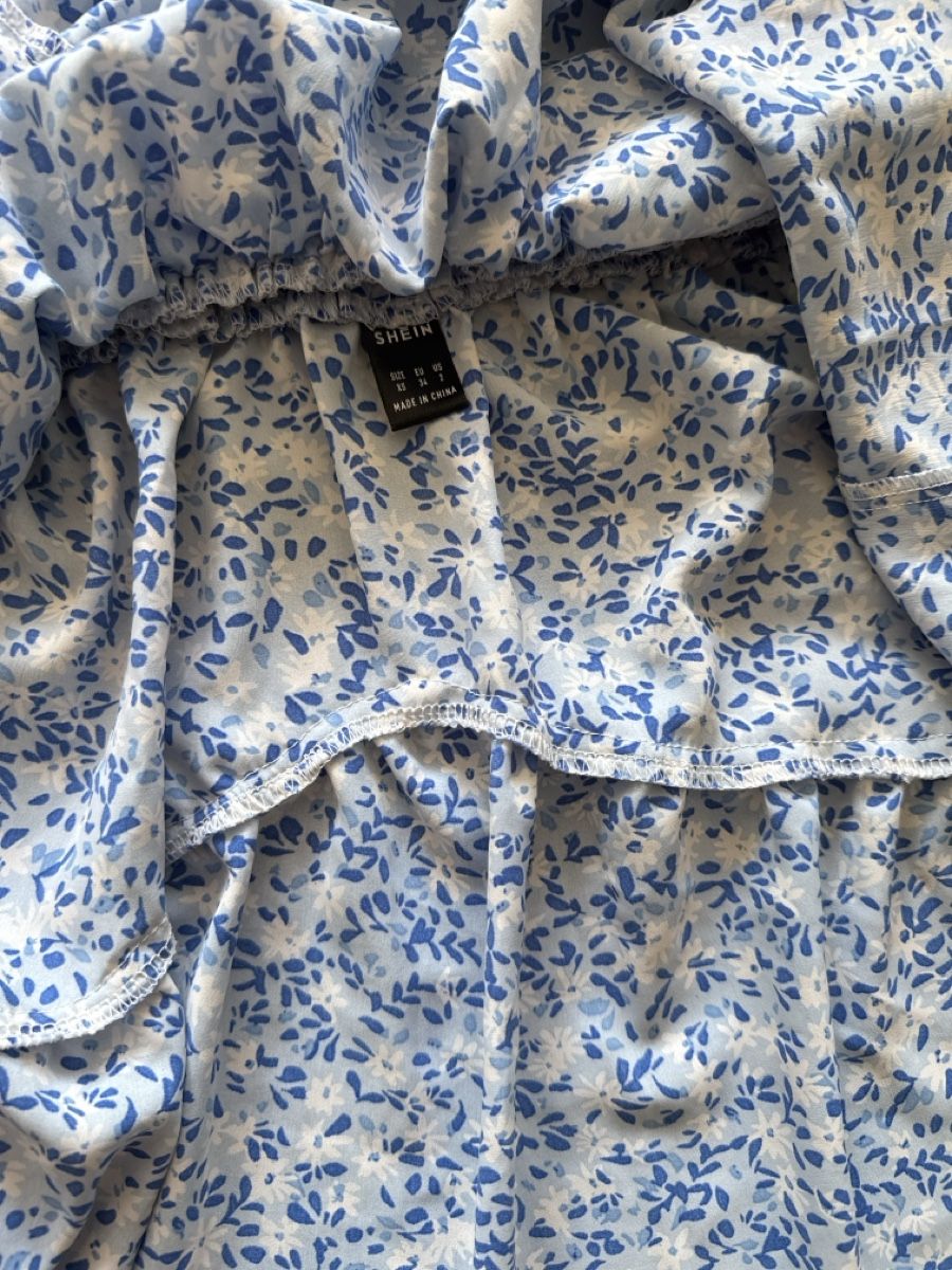 Shein Lots de vêtements: Zweiteiler Top und Rock Blumenmuster Grösse 34 – Neuf (Voir description) à Bilten par and_6hjn 3