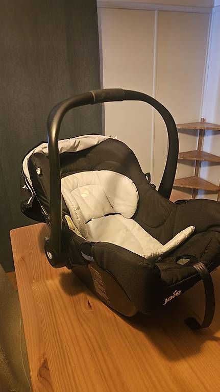Seggiolini per auto: Kindersitz schale Joie – Usato da St.Erhard venduto da LaylaH 2