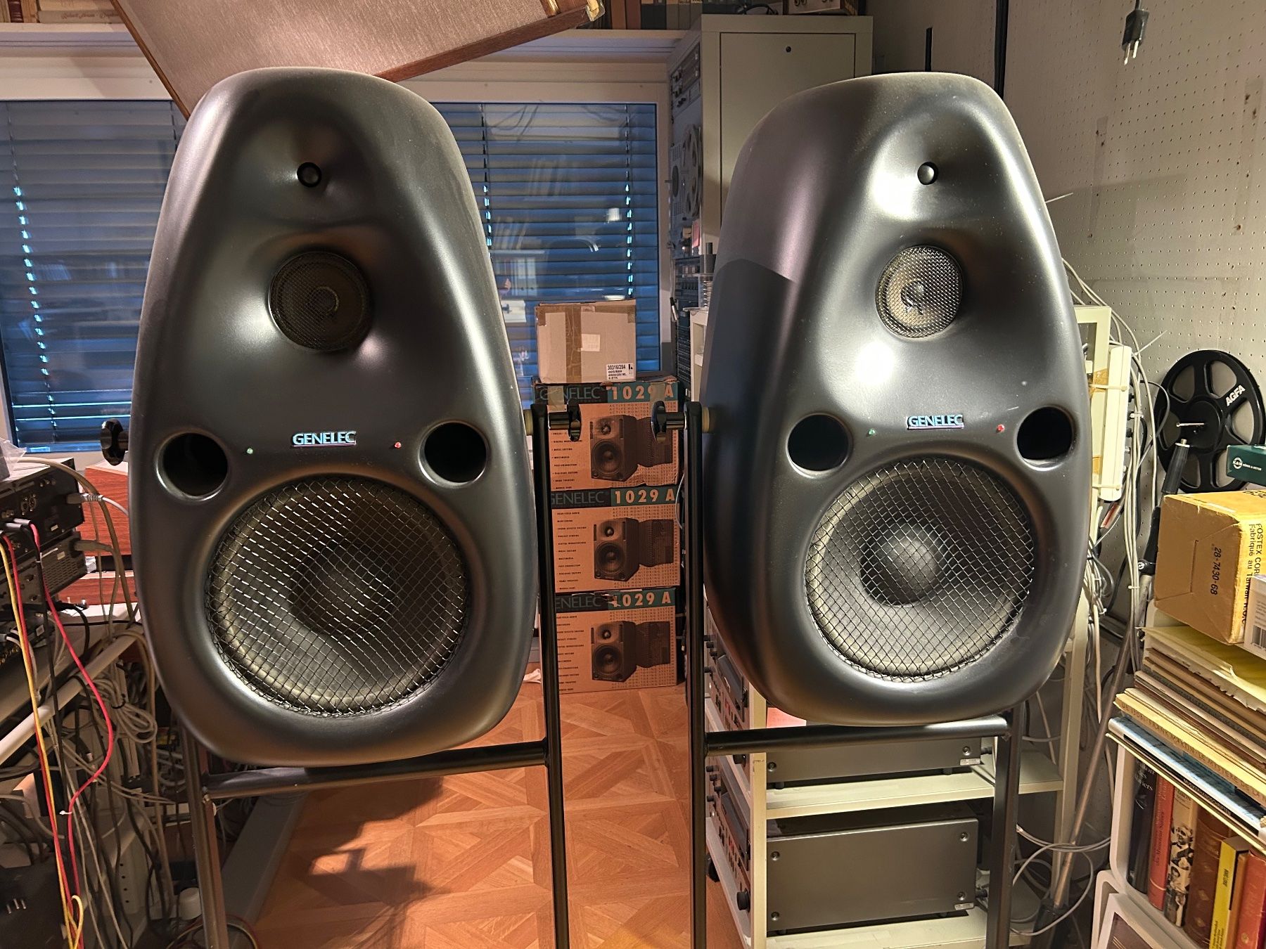 Genelec Lautsprecher: Genelec 1022B Paar – Gebraucht aus Oberdiessbach von hastalapasta
