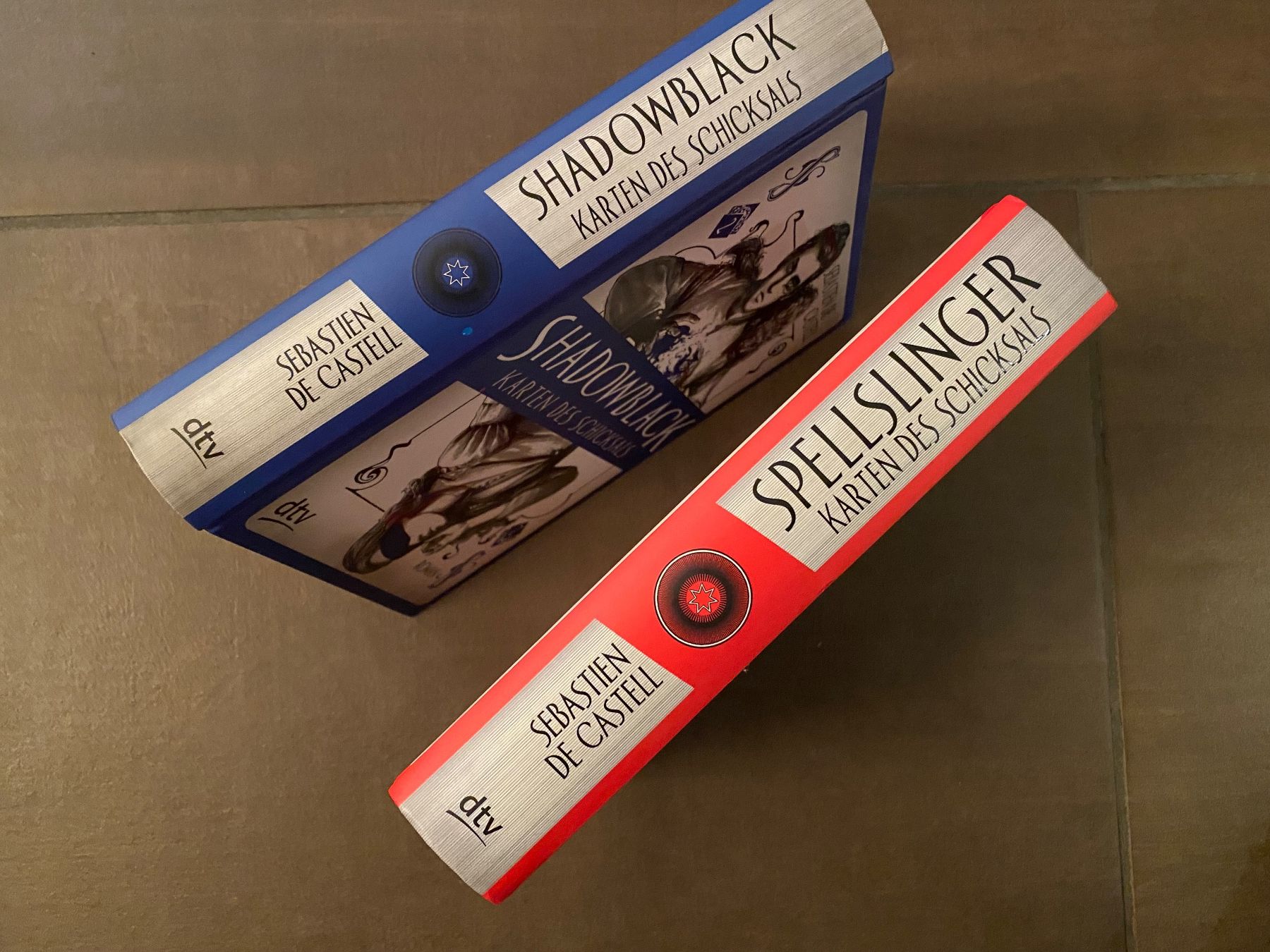 Libri: Spellslinger & Shadowblack - 1 & 2 – Usato da Emmenbrücke venduto da Aabbaa 1