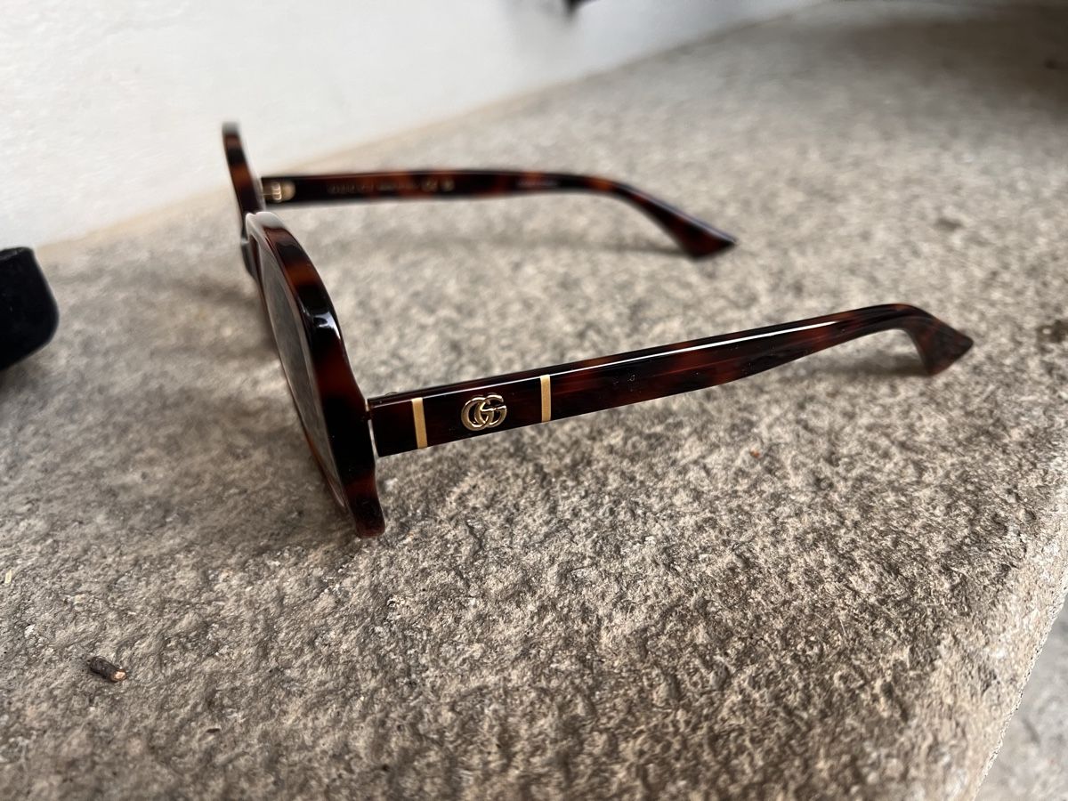 Gucci Occhiali & Lenti: Sonnenbrille Gucci, braun mit Etui – Usato da Solothurn venduto da Brini06 2