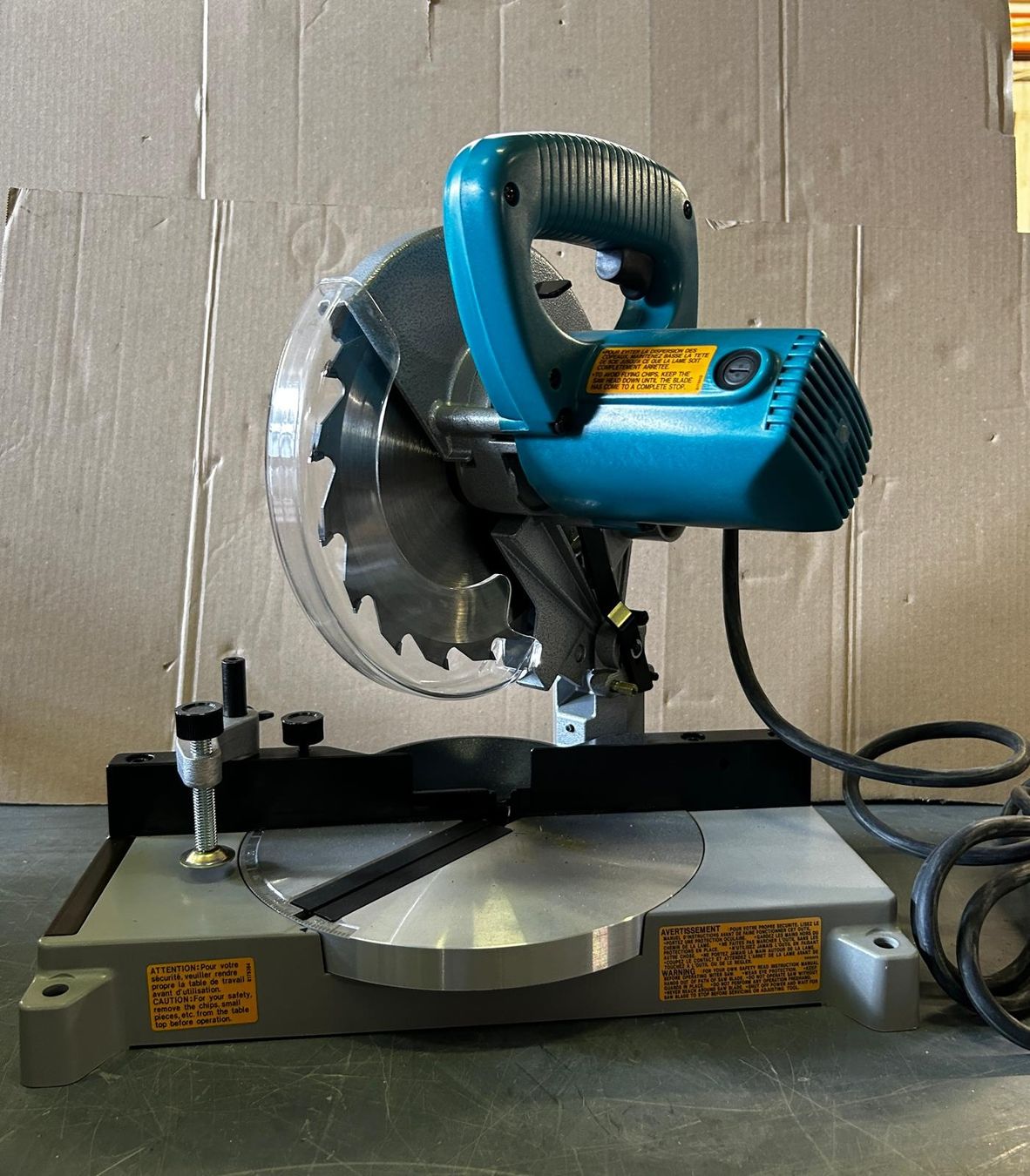 Makita Sägen: Makita LS0810 Kappsäge 210mm 800W  – Neu und originalverpackt aus Ebikon von inf_9pqv 1
