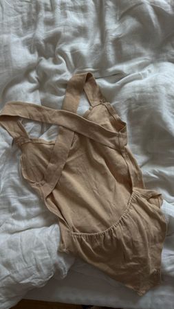Rückenfreier Body beige Gr. S/M von Miryam NEU
