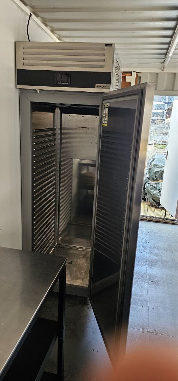 Komplettküchen: Pizza- oder Food - Container komplett mit Ofen und Küche – Gebraucht aus Zufikon von Bolle 4