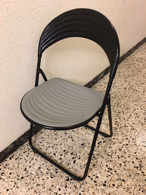 Klappstuhl aus Plastik Kaufen auf Ricardo