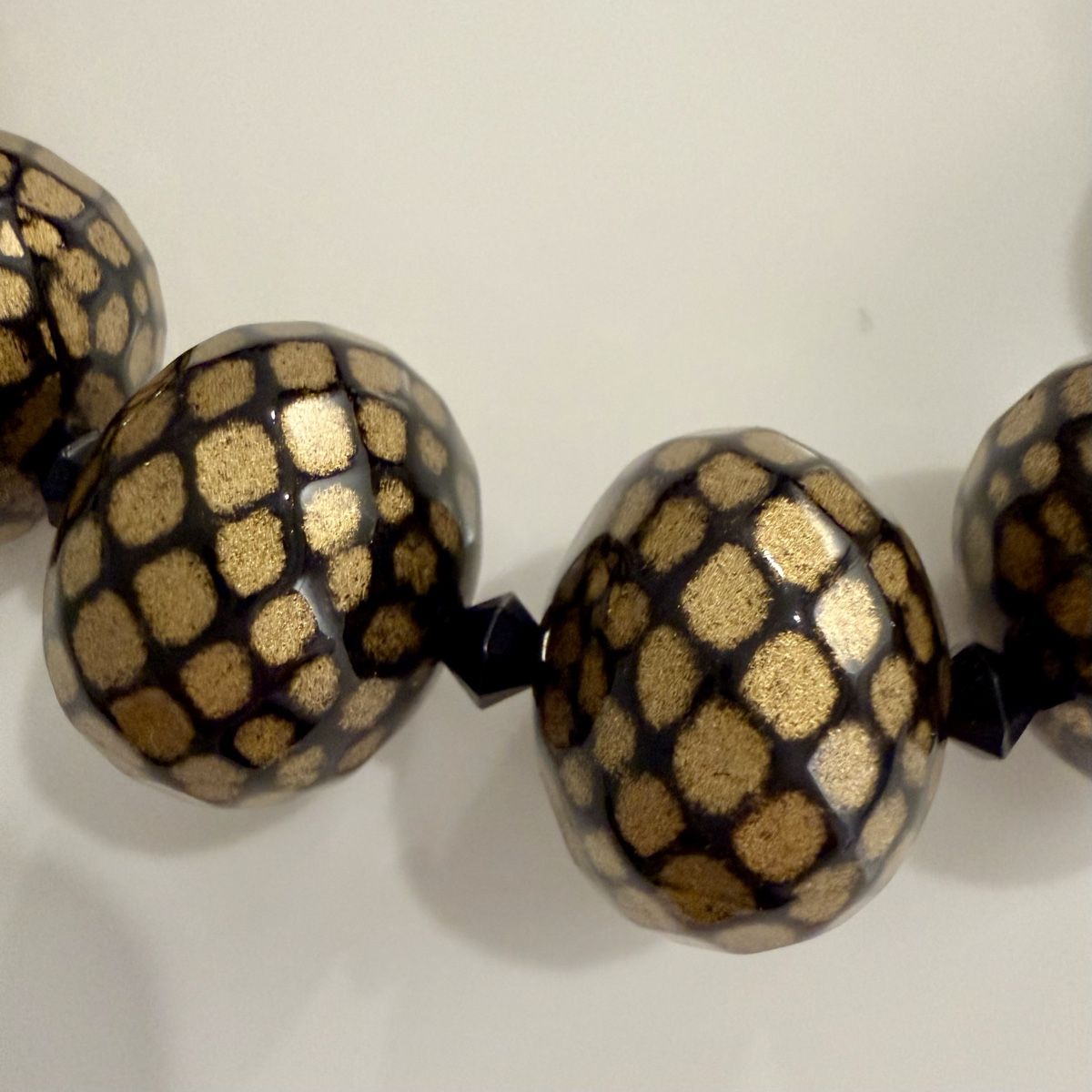 Catenine: Collana in resina Angela Caputi – Usato da Andermatt venduto da DCC_70 2