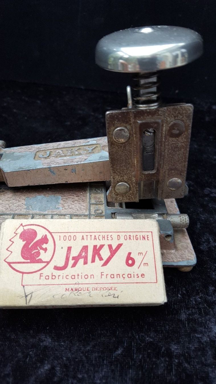 Macchine rilegatrici: Antiker Bostitch – Usato da Reinach venduto da 3Guggerli 7