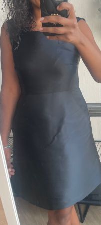 Kleid schwarz A-Linie Grösse S neuwertig