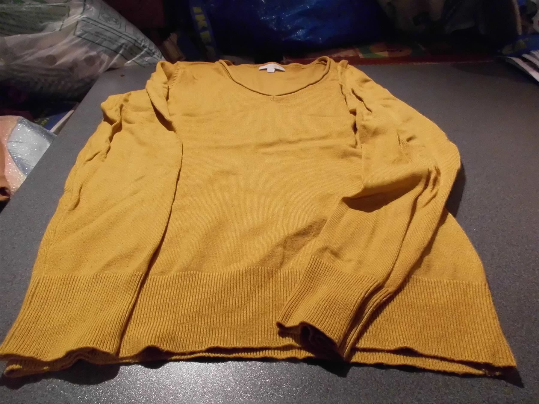 Maglioni & Felpe: Pullover Grösse S, Charles Vögele, senfgelb – Usato da Zürich venduto da abraxas1291