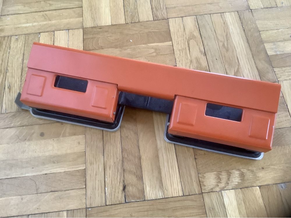4 fach locher SAX (Gebraucht) in schlieren für CHF 3 – mit Lieferung ...