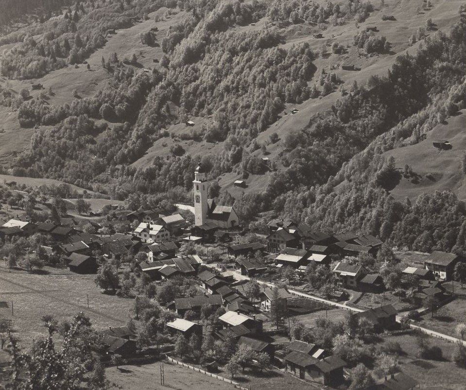 Cartoline postali: Saas  im  Prätigau – Usato da Aarau venduto da kufi44 1