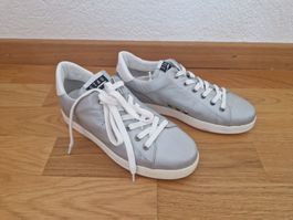 Neu STAU Sneakers, Gr. 37, Silber Luxury Schuhe