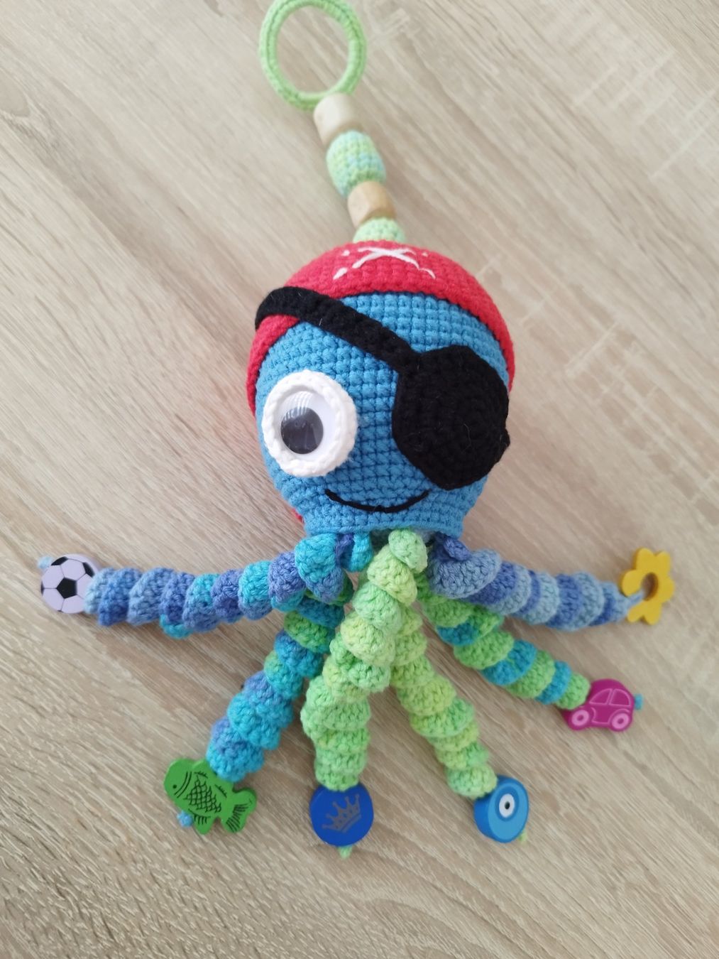 Spielzeuge: Poulpe Pirate avec tete hochet – Neu und originalverpackt aus Arnex-sur-Orbe von can_97vn 6
