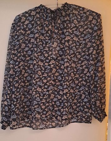 Neues Hemd von Boss mit Blumenmuster -  Grösse 40