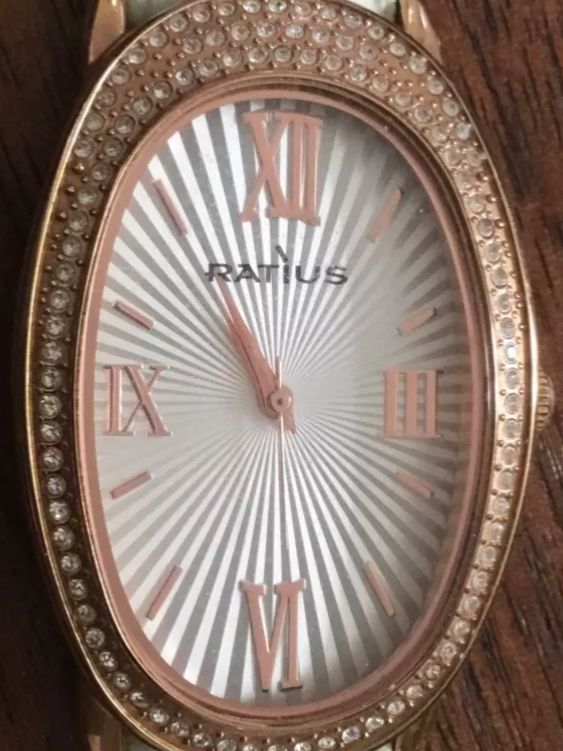 Orologi: Damenuhr – Usato da Schlieren venduto da Jeajet 1