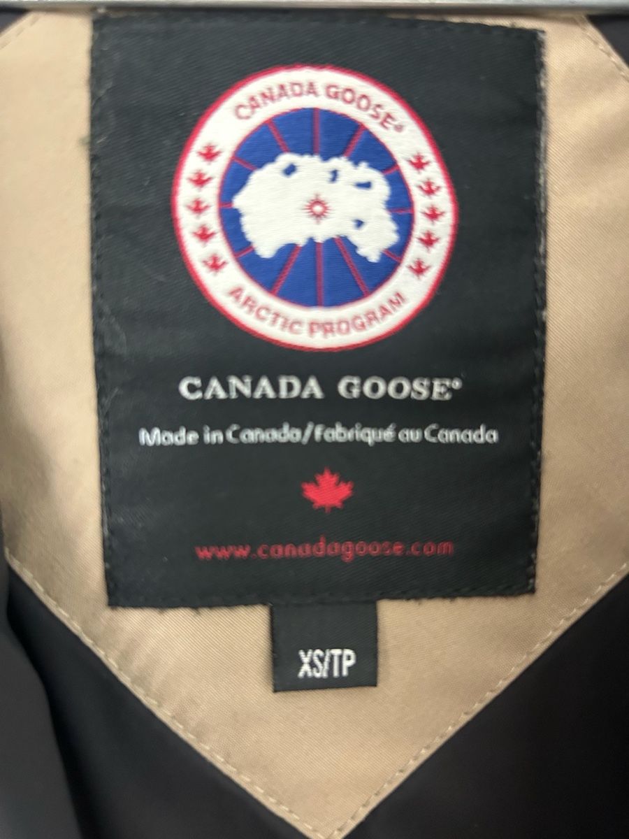 Canada Goose Vestes: Canada Goose Jacke – D'occasion à Uitikon Waldegg par Luxurydealszurich 1