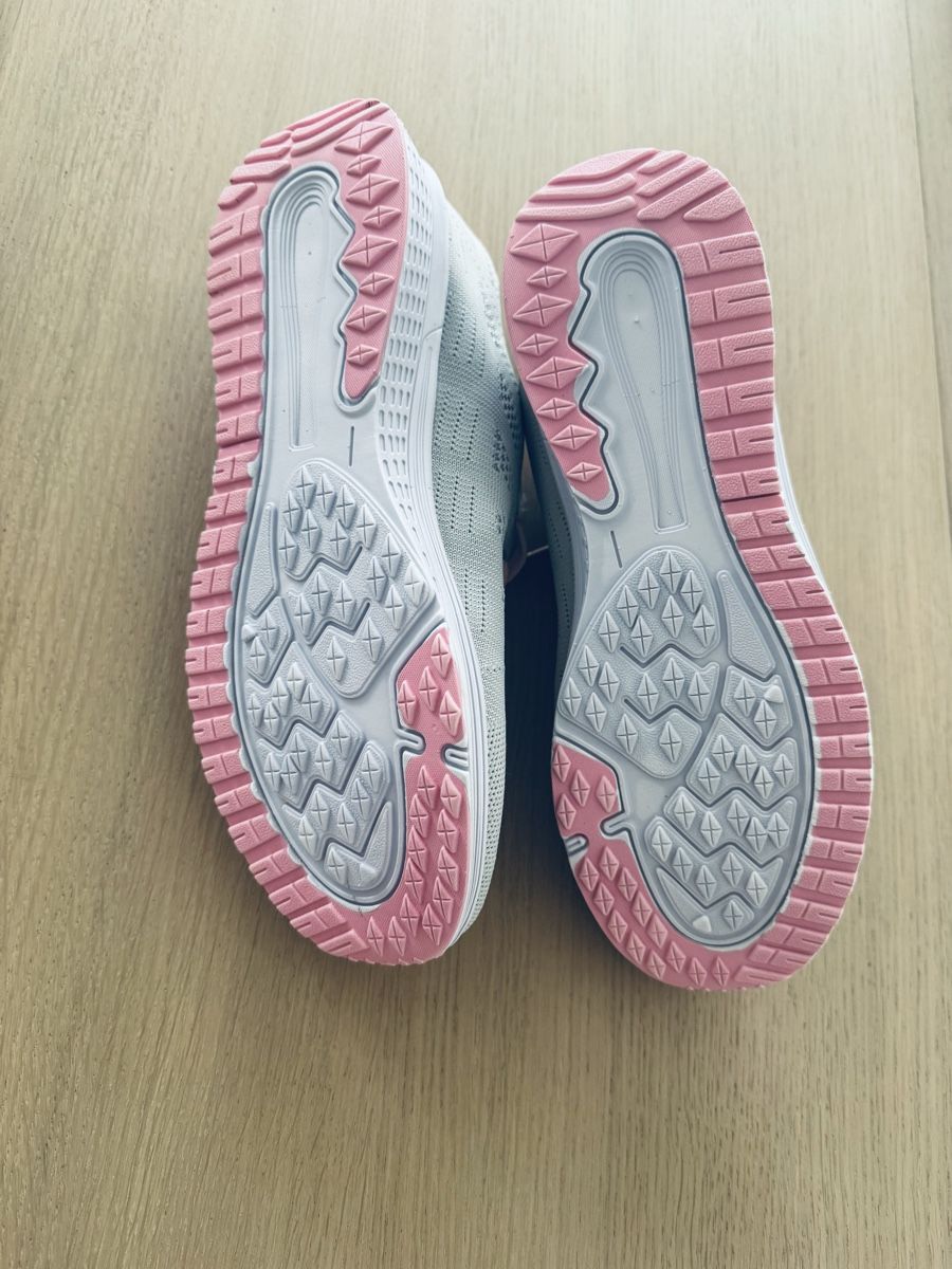 Damenschuhe: Turnschuh – Neu und originalverpackt aus Zürich von sany07 2