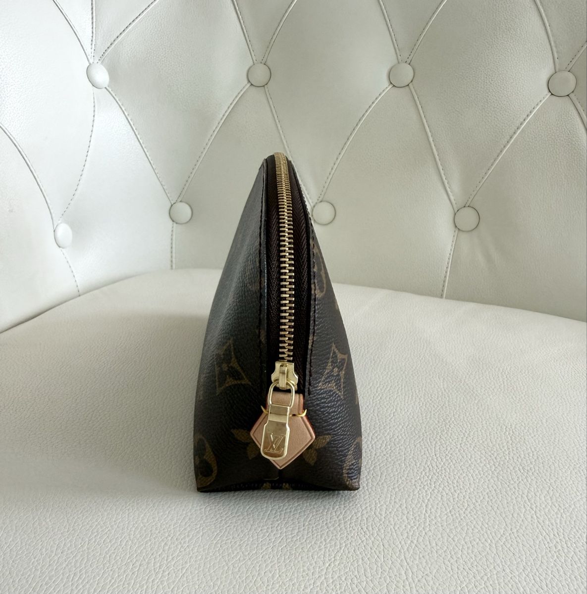 Louis Vuitton Taschen: Louis Vuitton Kosmetiktasche PM in Monogram Canvas – Neu (gemäss Beschreibung) aus Zürich von Luxurystyleschweiz 3