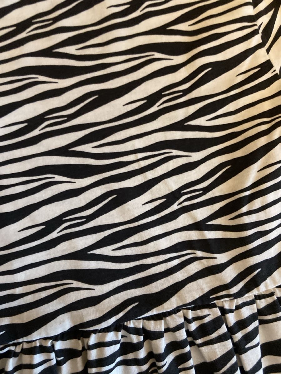 H&M Vestiti & Gonne: Robe fine ML-  H&M - 134/140-9/10 ans  – Usato da Sornard (Nendaz) venduto da delezedoris 1