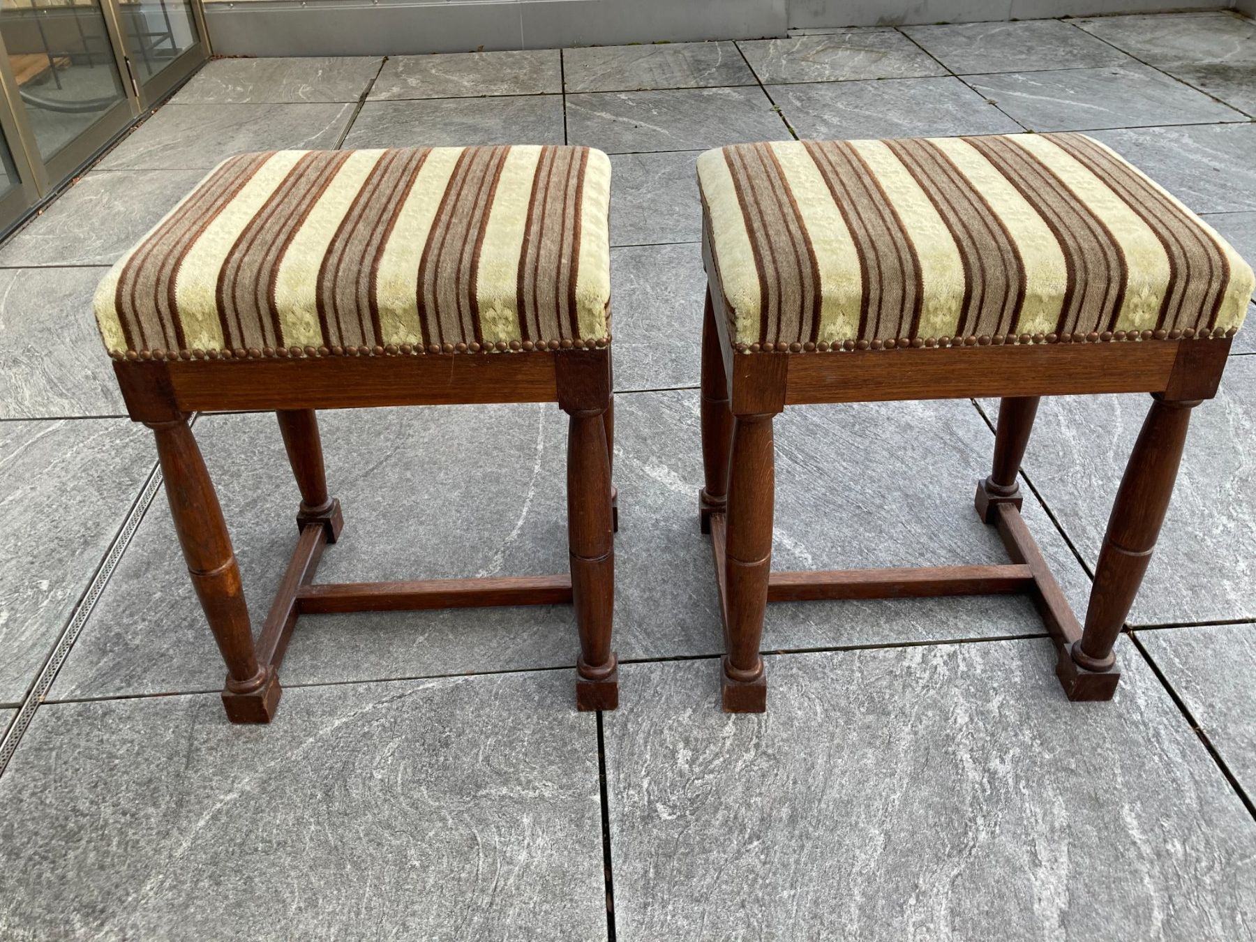 Hocker: Vintage-Hocker – Gebraucht aus Steffisburg von Erich052