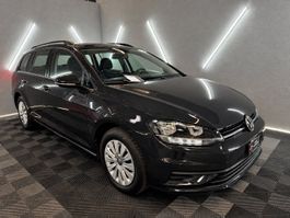 VW Golf VII Variant 1.6 TDI Trendline DSG *Facelift*