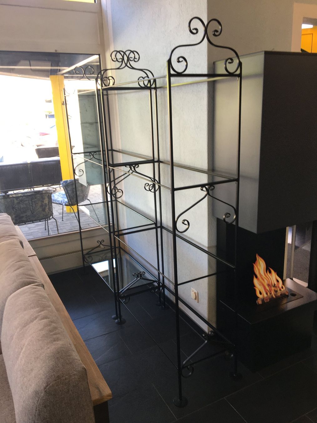 Scaffali: Metallgestelle mit Glas – Usato da Heimberg venduto da ama_75w2 2