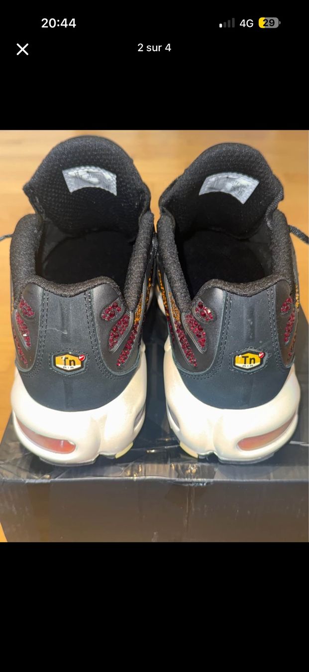 Nike Chaussures hommes: NIKE AIR MAX PLUS SWAROVSKI SUNSET – Neuf (Voir description) à Mont-sur-Lausanne par tav_9qn5 3