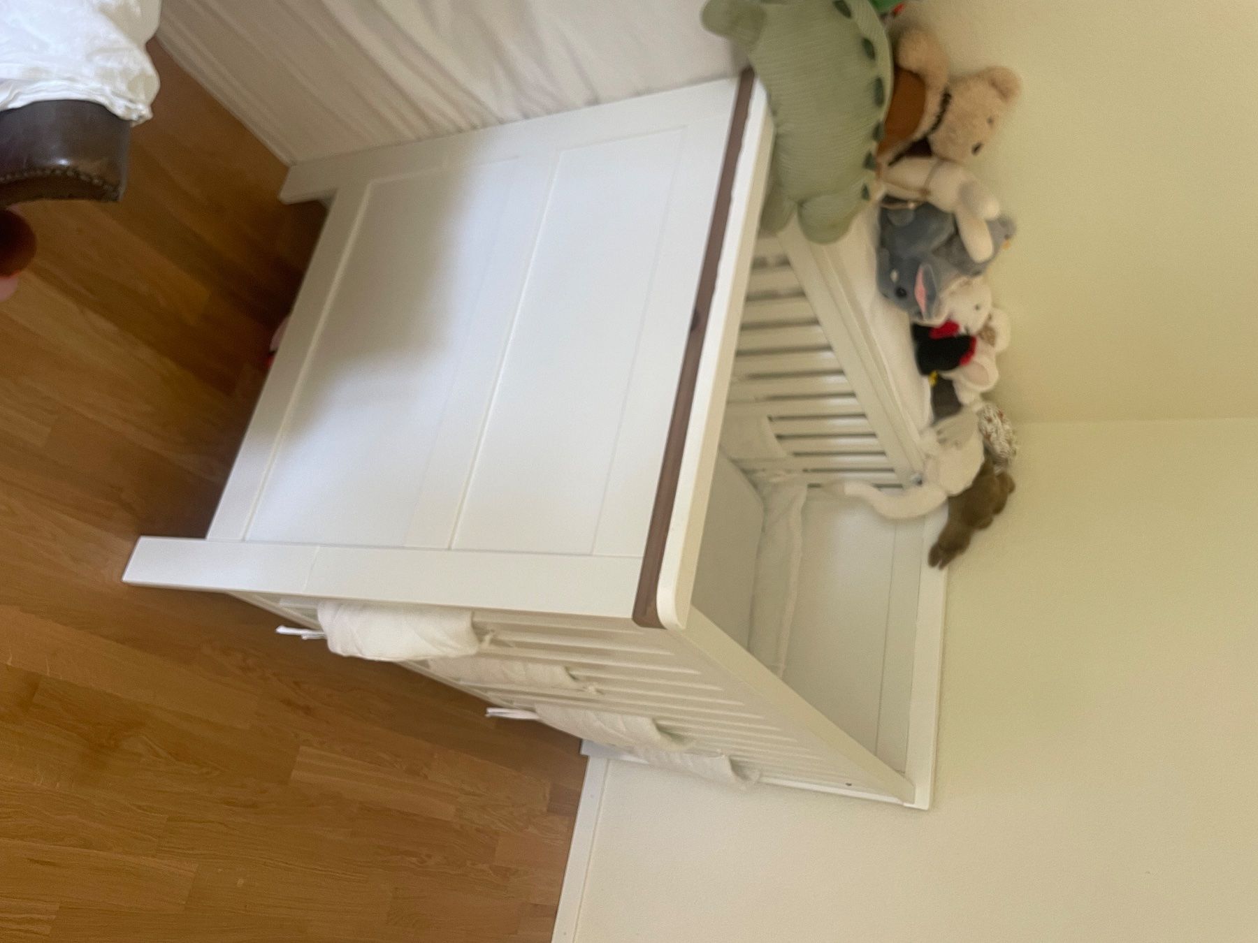 Wickeltisch & Zubehör: Wickelkommode mit Babybett – Gebraucht aus Forch von fstutzer 3