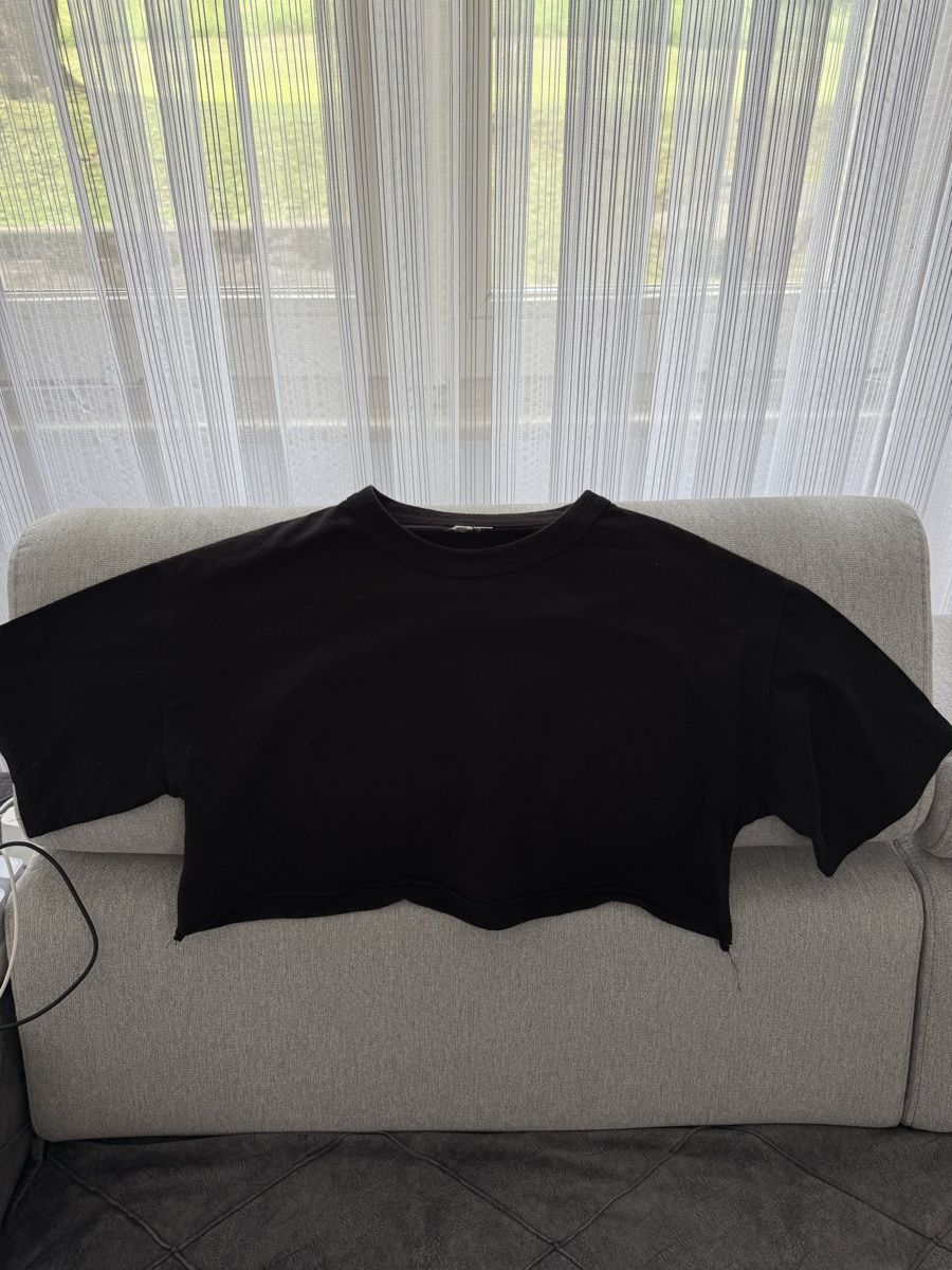 Asos Tops: top crop nero Taglia S – Gebraucht aus Lugano von ari_2v6v