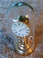 Wunderschöne Vintage Uhr unter Glaskuppe fürs Puppenhaus