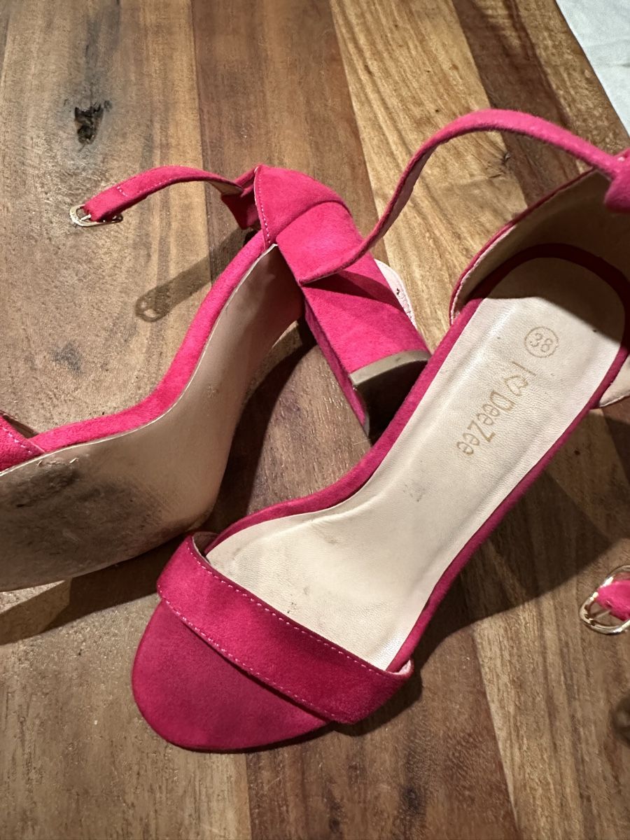 Damenschuhe: Leidenschaftlich getragen, Gr. 38 – Gebraucht aus Oberurnen von jasmin2fel 1