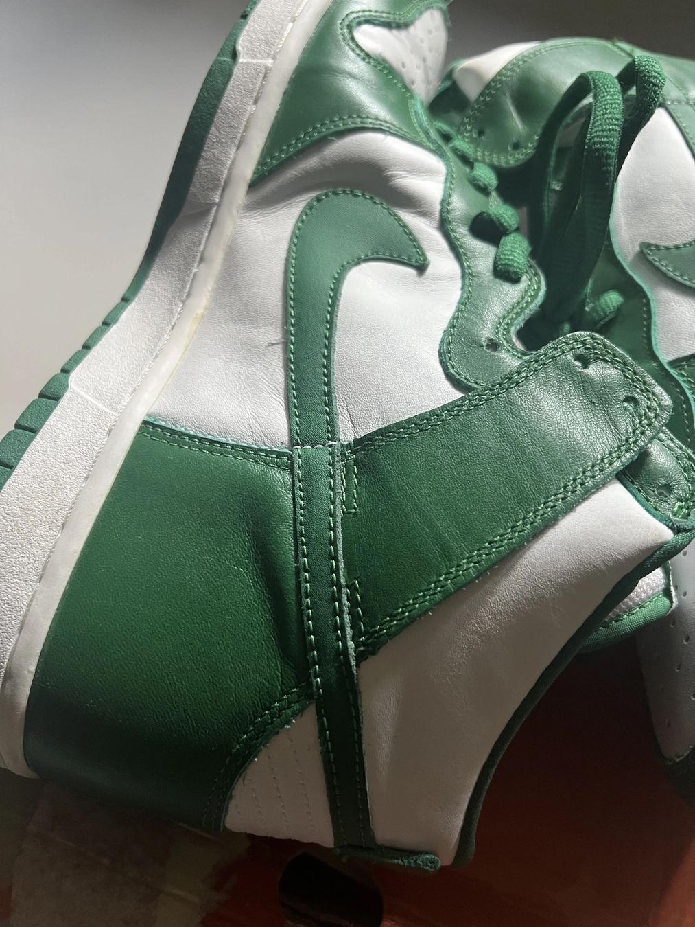 Nike Scarpe da uomo: Nike Dunk High "Celtics" 2002 - EU 46 – Nuovo e nell'imballaggio originale da Bern venduto da ElevenFive 1