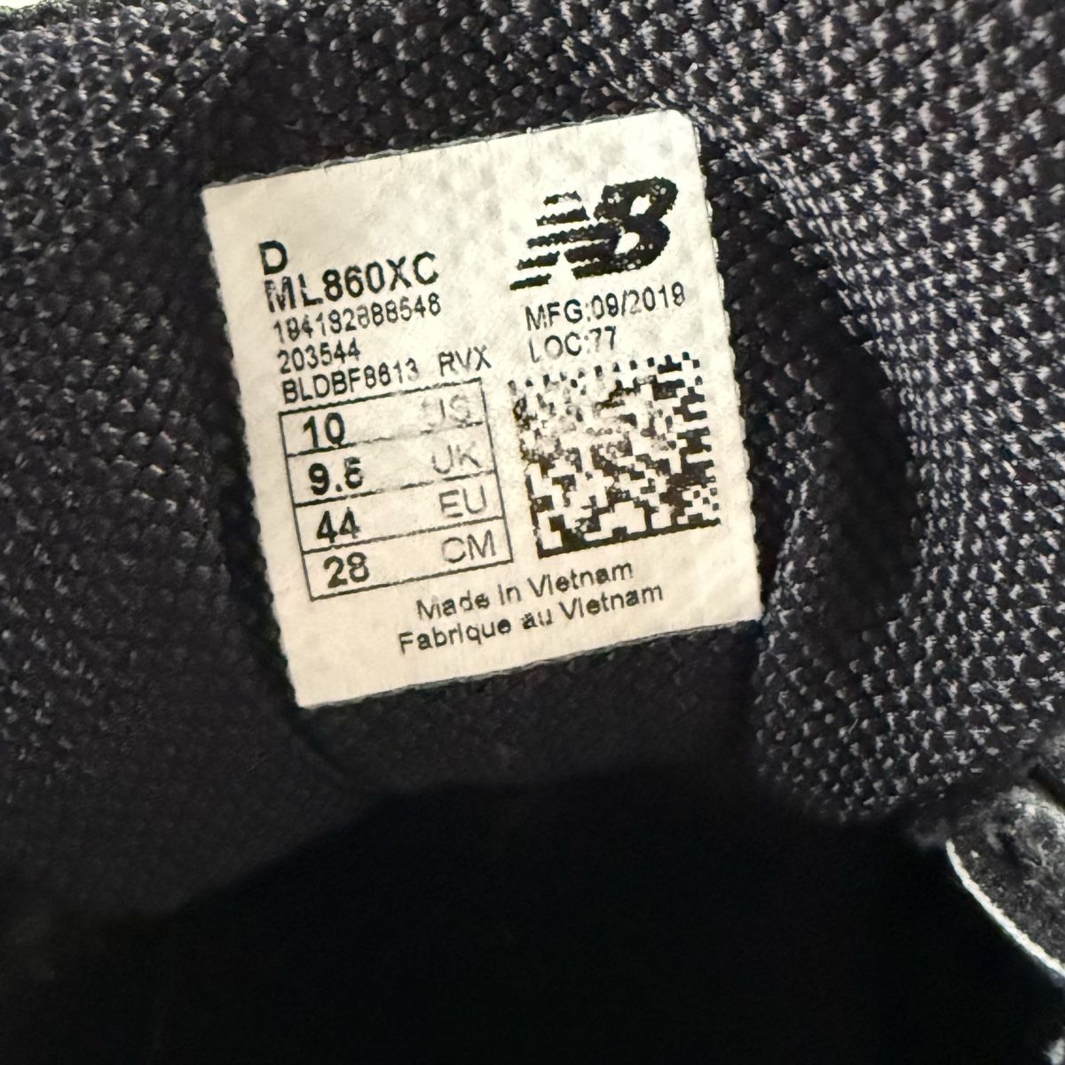 New Balance Scarpe da uomo: New Balance 860 v2 44 – Usato da Bouveret venduto da Diegzzzz 3