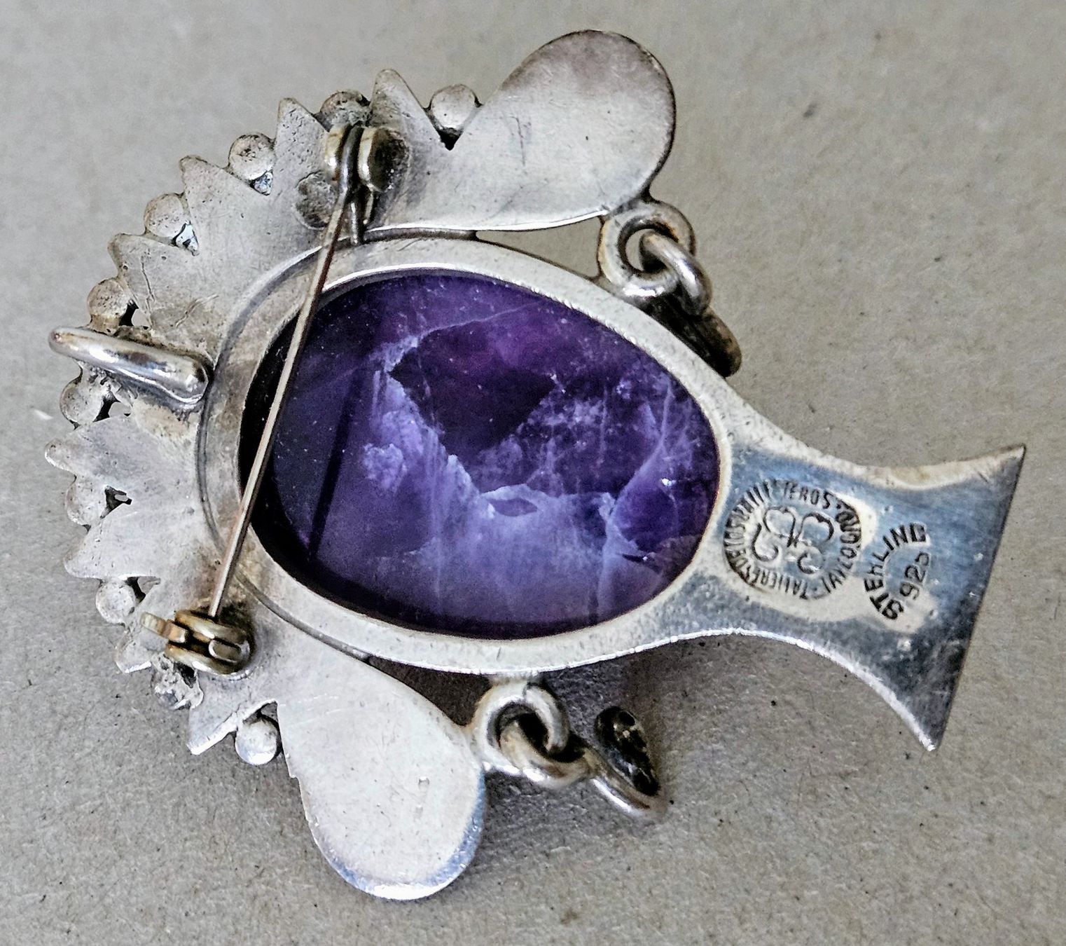 Sculptures & Statues: Vintage Brosche / Anhänger mit Amethyst – D'occasion à Lugano par Numisartes 3