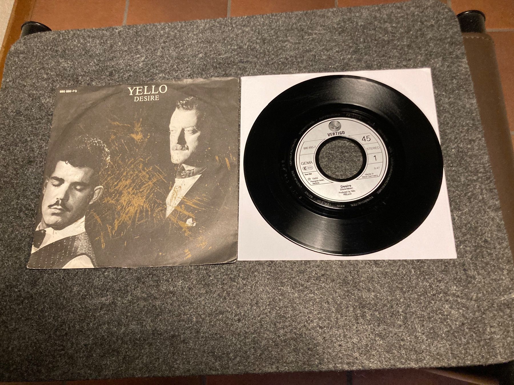Dischi in vinile: Yello - Desire – Usato da Fribourg venduto da Karushi
