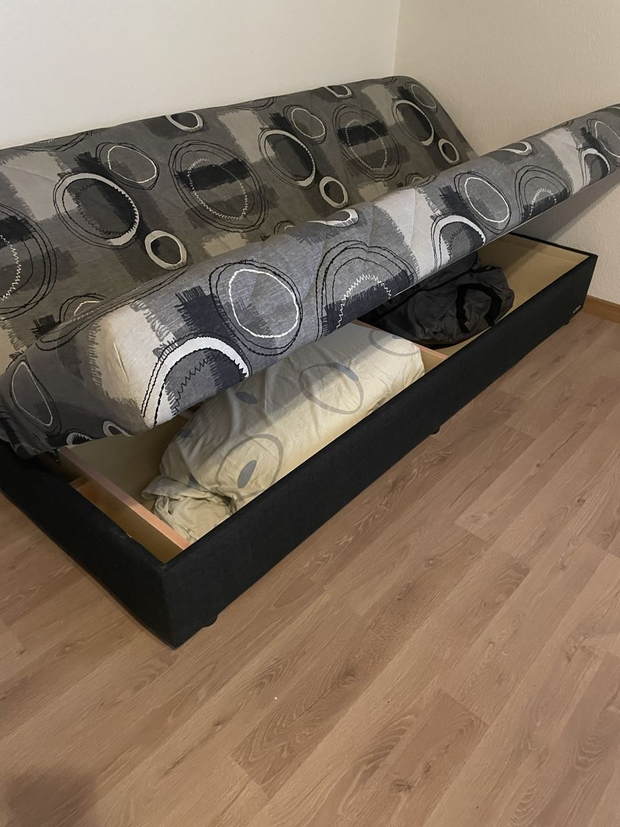 Divani: Bettsofa / Couch mit Staukasten, gemütlich & praktisch – Usato da St. Gallen venduto da wackydani 3