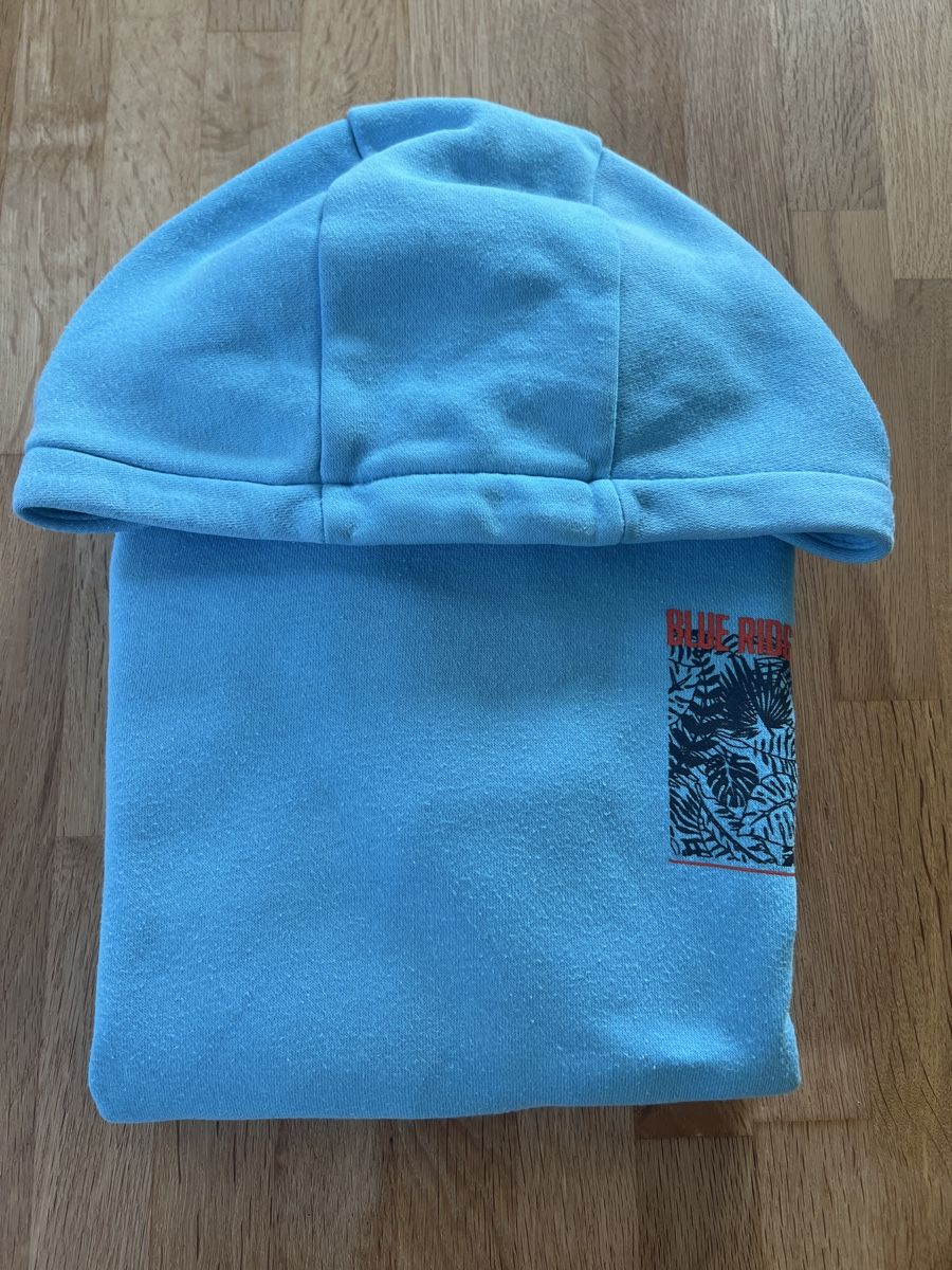 Maglioni & Felpe: Kinder Hoodie 122-128 – Usato da Bachenbülach venduto da Dana_Ondrasik