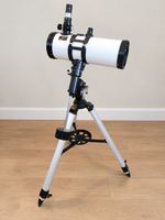 Teleskop 114/1000 mm mit Stativ & Zubehör