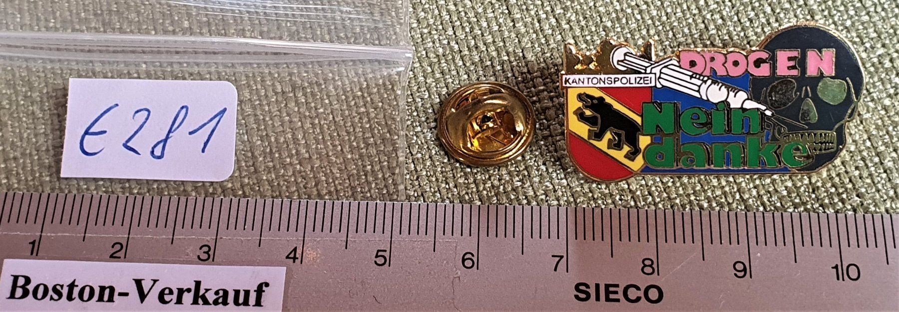 Placchette & Badge: E281 - Pin Kantons Polizei Bern Drogen.. – Usato da Reinach BL venduto da Boston-Verkauf 2