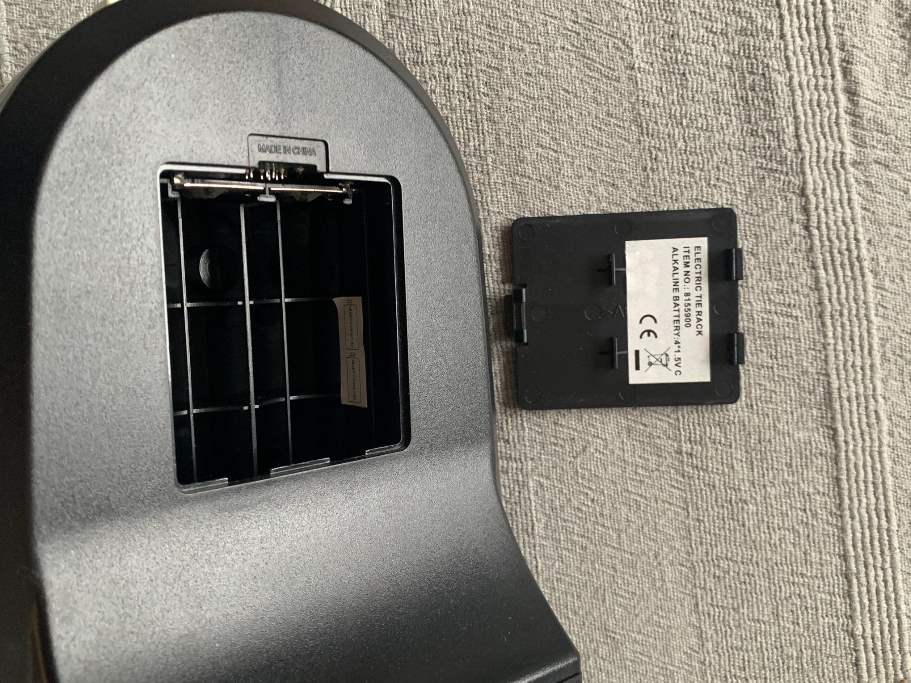 Supporti a parete: Elektrischer Krawatten-Karussell – Usato da Dübendorf venduto da iva_29td 4