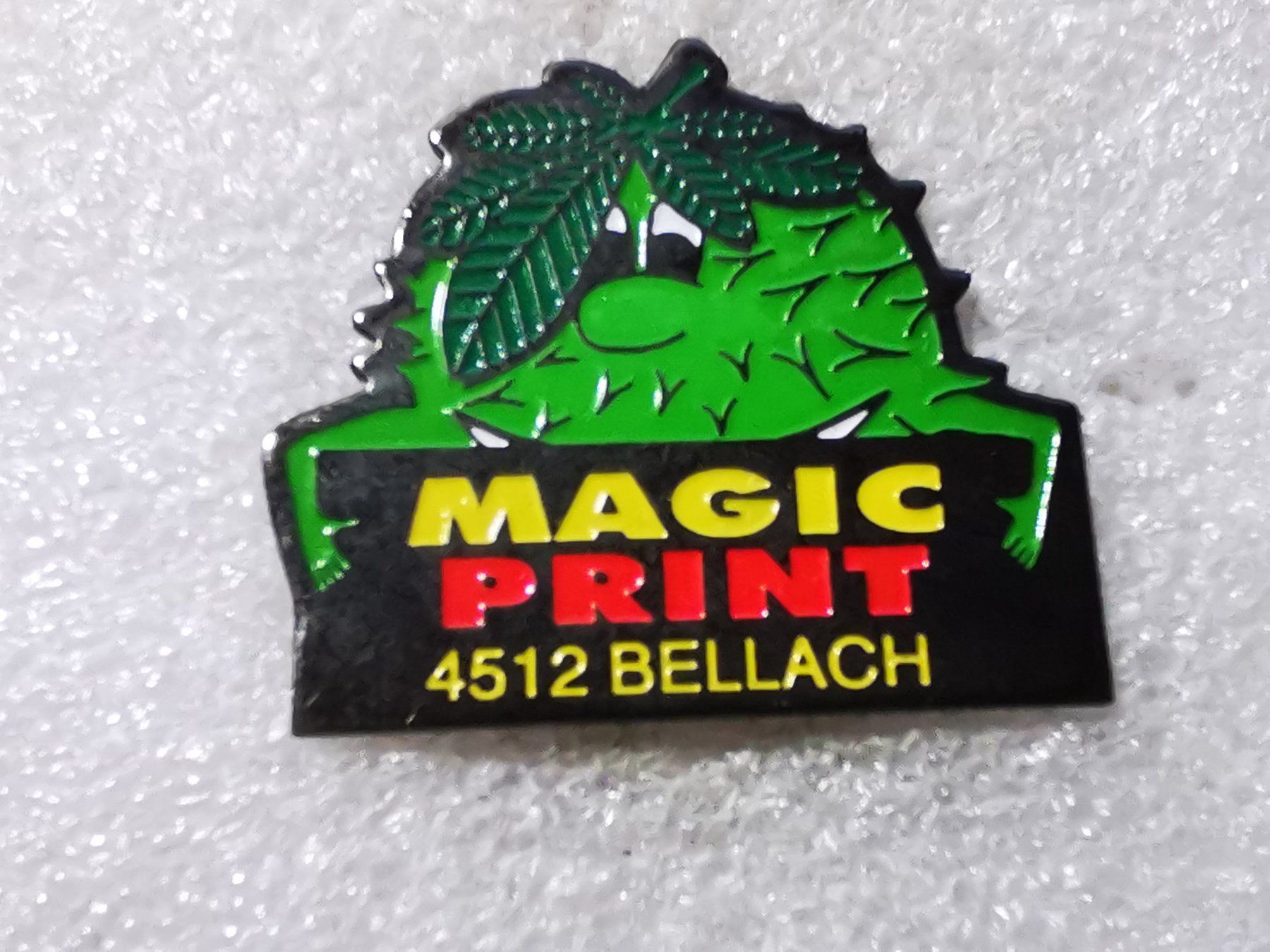 Placchette & Badge: Ansteckpin 124: Heso x Magic Print – Usato da Oppligen venduto da Pin-Fall-Shop